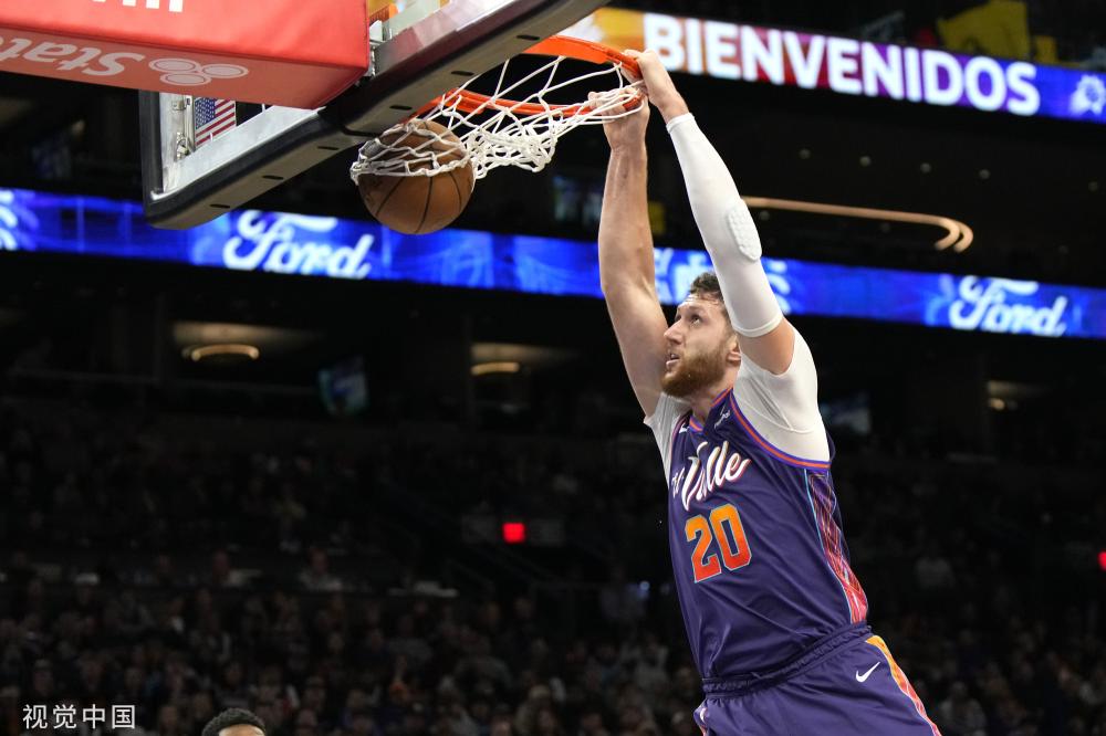 中场的枢纽 中场的枢纽